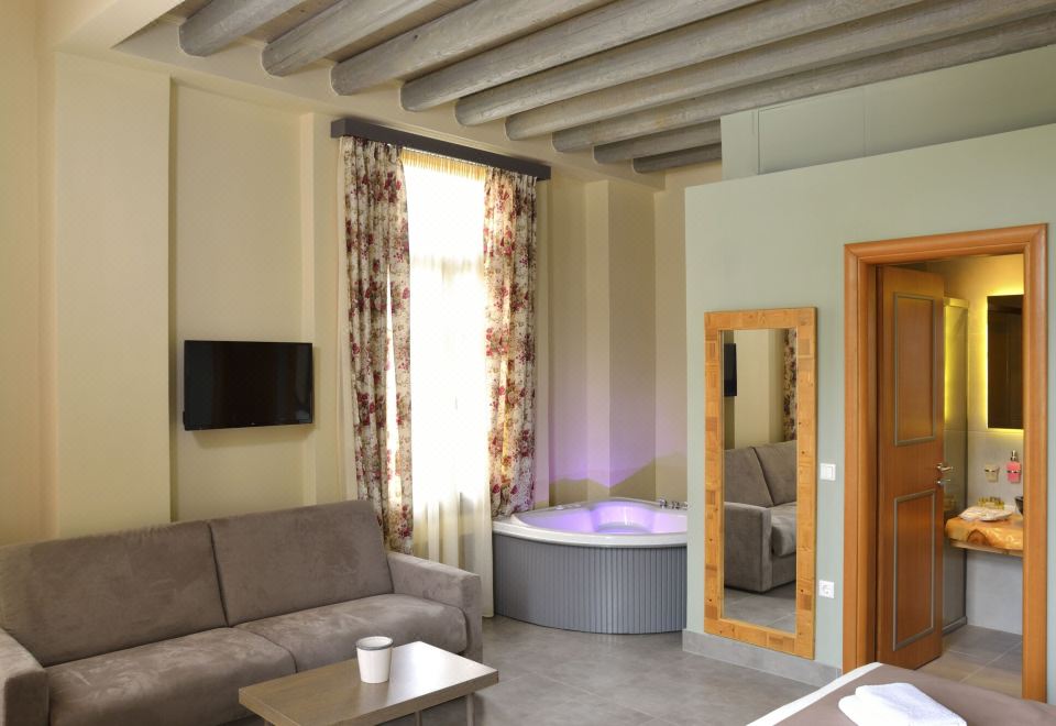 带热水浴缸的高级间