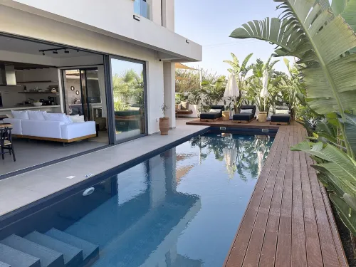 Lora Pearl Luxury Villa