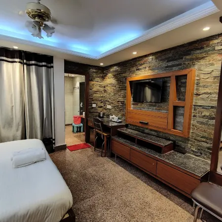 Stay @ 203