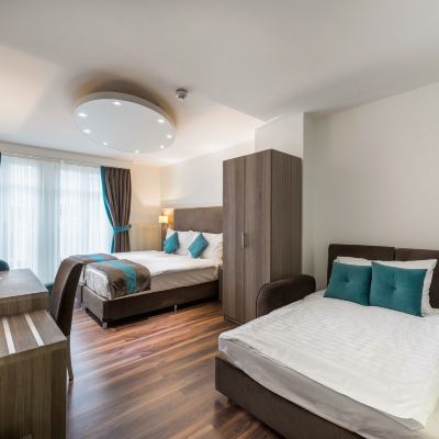 三人間 盧梭酒店優惠