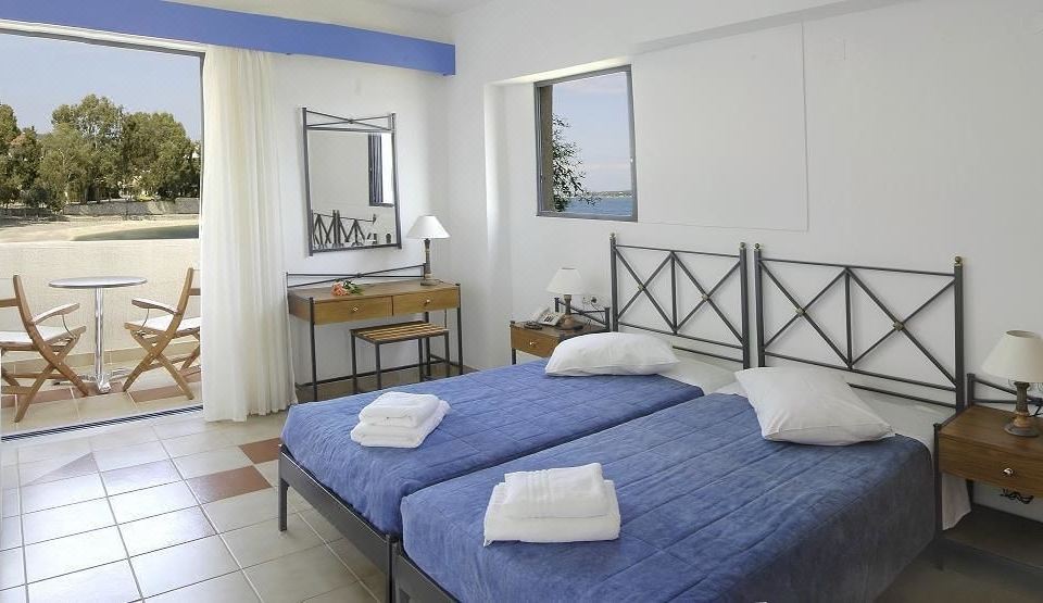 带海景的双人房