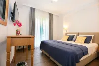 AtaÇesme Otel