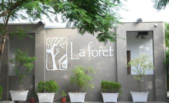 Hotel Chirag - Housity