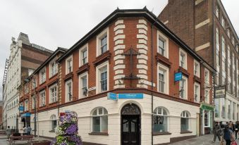 CiTi Hotel London Luton - Housity