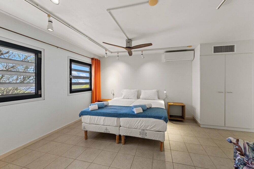 Villa Korsou with Private Pool and Amazing View at Cas Abou