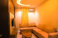 Motion Hotel and Suites