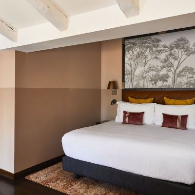 One-Bedroom King Suite With Balcony Hotel Indigo Venice - Sant＇Elena Promo Code