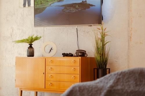 Loft-Apartment am Kurpark Mit Terrasse - Kostenloses Parken One-Bedroom Apartment