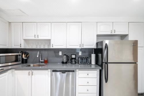 带阳台的三卧室公寓