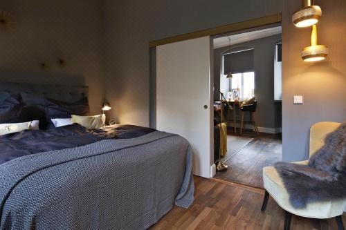 位于酒吧上方的兩臥室公寓