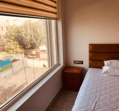 Deluxe Room Amora Promo Code