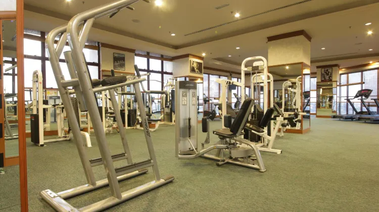 ザ グランド レナイ コタ バル 施設