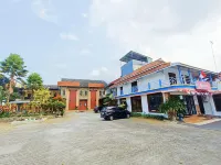 TwoSpaces Living at Matahari Homestay, Batu Hoteles en 