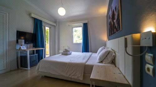 带阳台的三人房