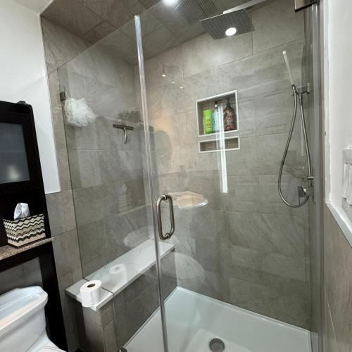 双人房（带独立浴室）