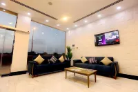 Golden Crown Hotel