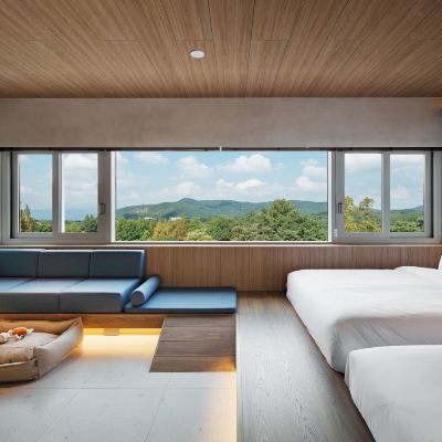 Kinock Suite [Kinock Package] Good Morning Service For 2 + Pet Park 1 Day Ticket 스위트 호텔 경주 쿠폰