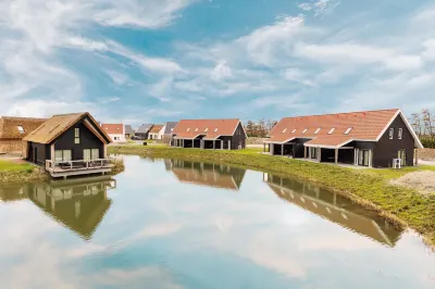 Dormio Resort Nieuwvliet-Bad Отели в г. 