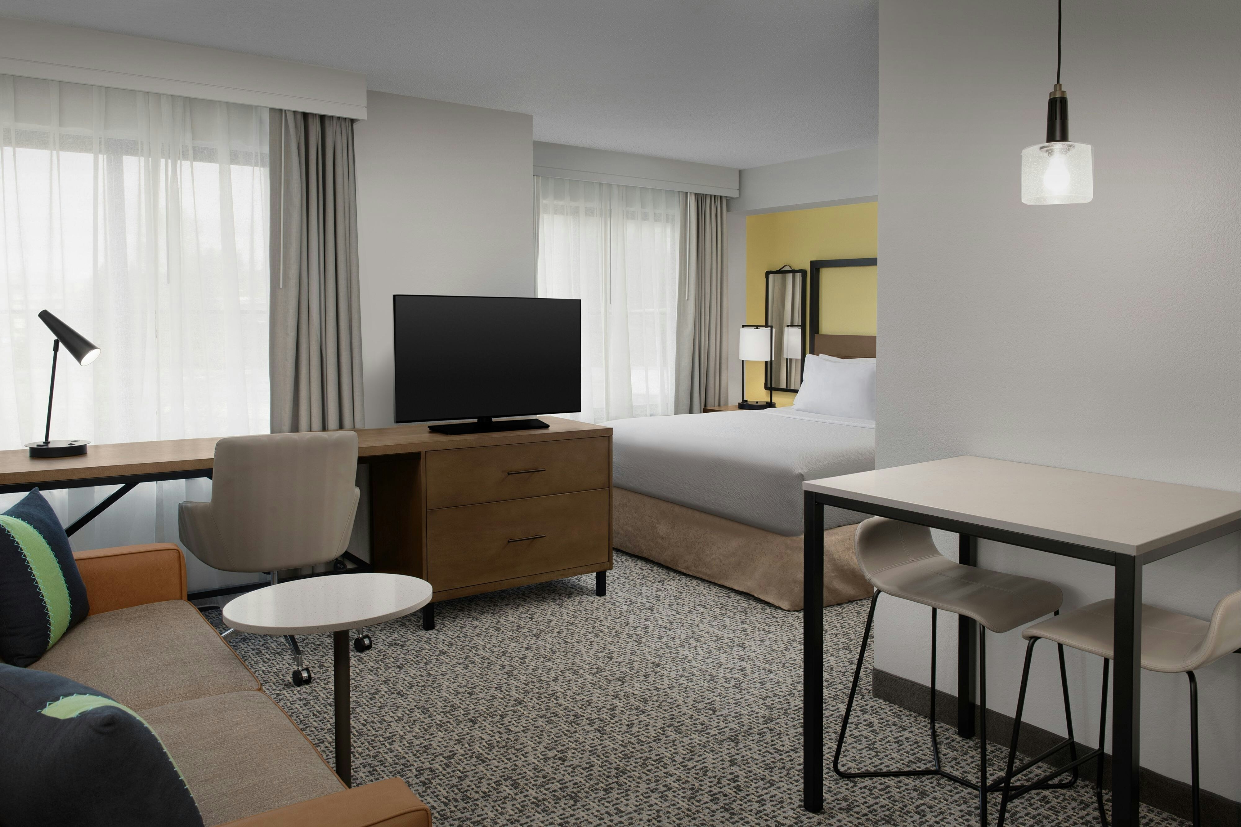 特大号床一室公寓 - 带梳化床