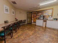 Thunderbird Lodge Hotels in Mitchell