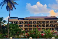 Myah's Luxury Suites Hotel Hotele w: 