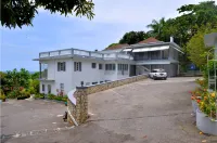 Palm View Guesthouse and Conference Centre Hotel a 
