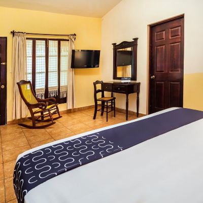 Superior King Room Hostal El Patio Promo Code