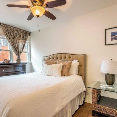 Cottage, 2 Bedrooms, 2 Queen Beds, Kitchen, Fireplace, (Hemingway) Redwood Hollow Cottages Promo Code