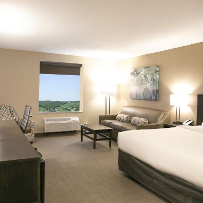 Premium Studio Suite, 1 King Bed with Sofa Bed, Jetted Tub Berlin Encore Hotel & Suites Promo Code