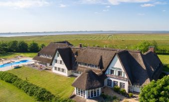Hotel Und Spa Lundenbergsand - Housity