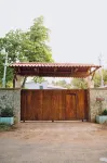 Spacious 5-bedroom house with capacity of 20+ people in Playa Metalio Sonsonate Hoteles en 