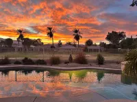 Golf Course Oasis, Pool, Spa, Games, Walk to Festivals, Pet Friendly.