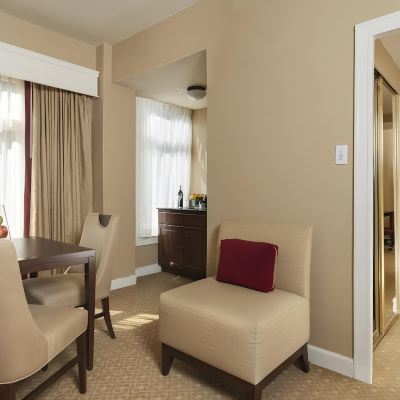 8-Superior King Parlor King George Promo Code