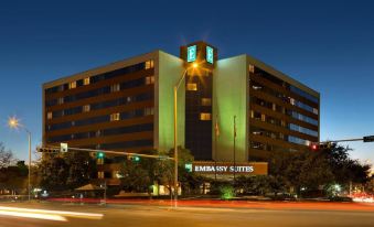 Embassy Suites by Hilton Austin Downtown South Congress