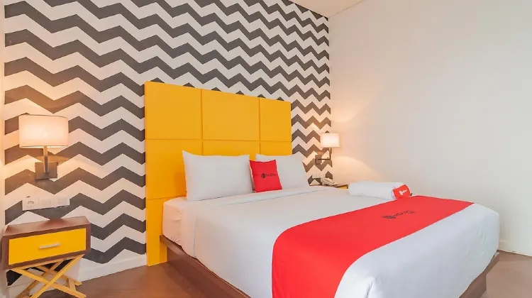 RedDoorz Premium @ Hotel Hebat 部屋