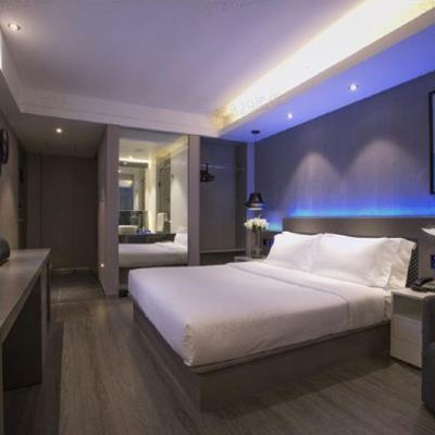 商務大床房 桔子飯店（南京新街口張府園地鐵站店）優惠