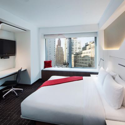 1 King Bed, Deluxe Corner Room, Non-Smoking The Washington Promo Code