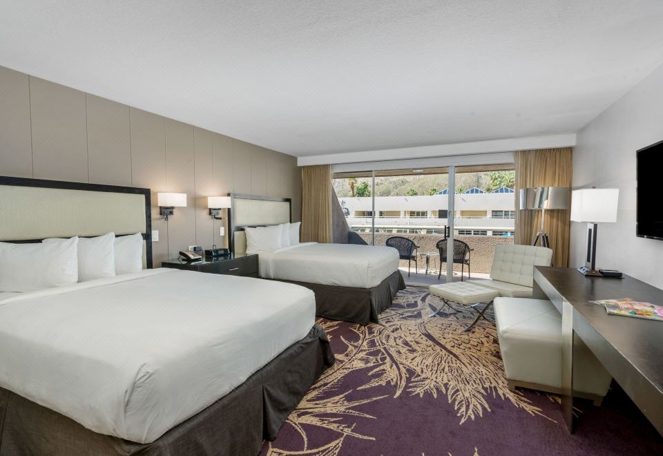 Hotel ZosoRoom, 2 Queen Beds, Accessible, Pool View