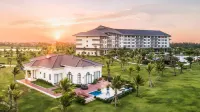 Vinpearl Cua Hoi, Affiliated by Meliá Ξενοδοχεία στην πόλη 