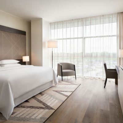 行政俱樂部特大床房 喜來登米蘭馬爾彭薩機場酒店及會議中心優惠