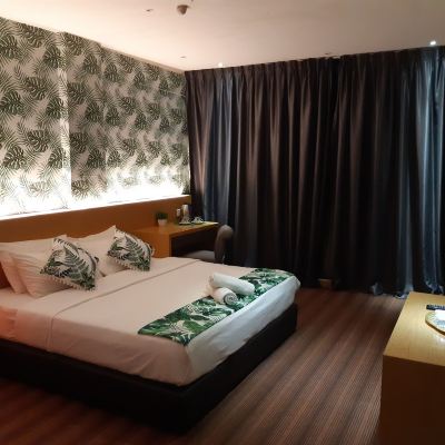 Business Double Room Grandeur Hotel and Spa Promo Code