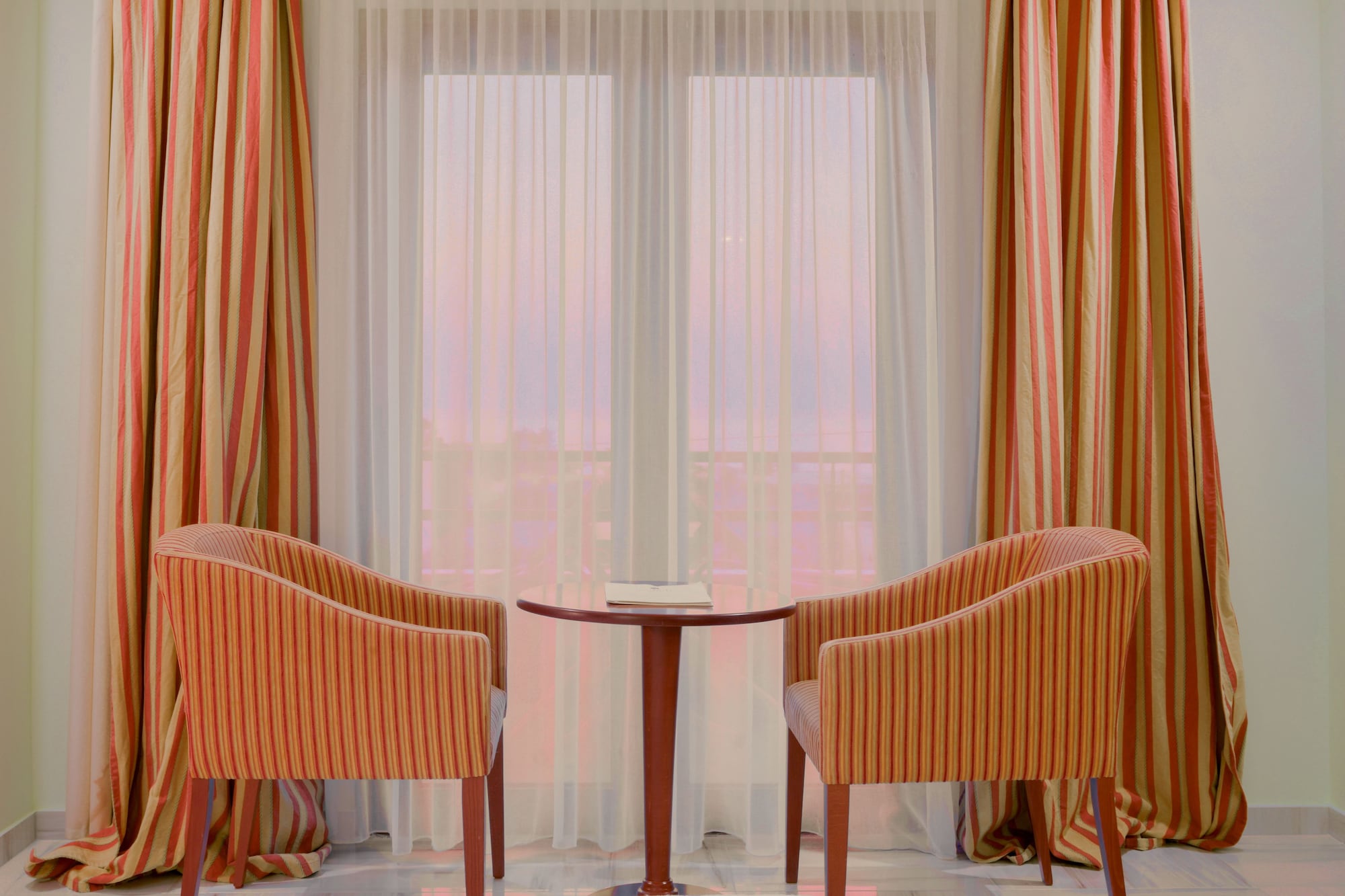 园景行政双人间