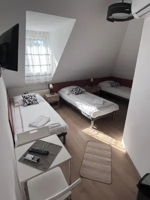 Május 1 Vendégház - Torony Hotels in 