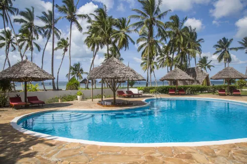 Antonio Beach Tree House Hotel & Spa