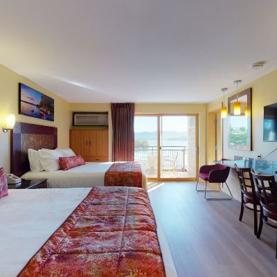 Deluxe Suite, 2 Bedrooms, Lake View, Lakeside Surfside on The Lake Promo Code