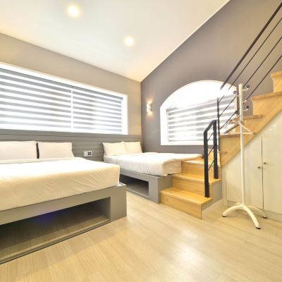 패밀리 스위트룸 위드유 호텔 & 게스트하우스 쿠폰