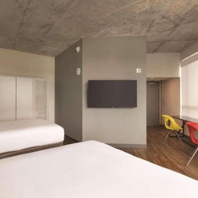 雙人房， 2 張大床， 浴缸， 轉角 邁阿密機場麗笙紅標酒店優惠