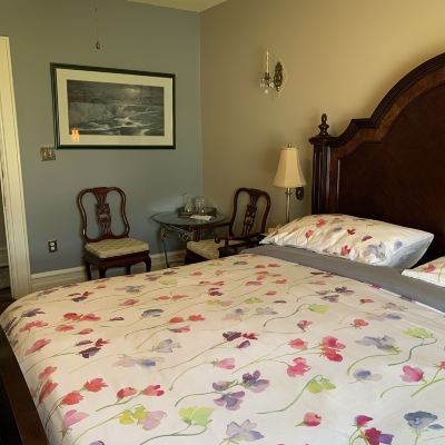 Maple Room Green Oaks Bed and Breakfast Promo Code