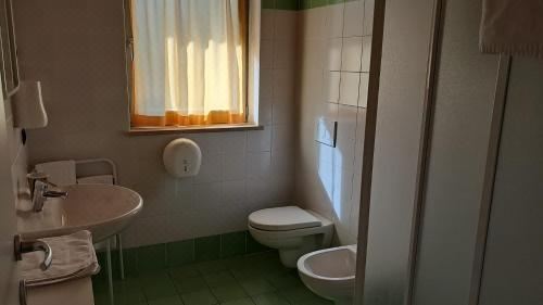 双人房（带独立浴室）