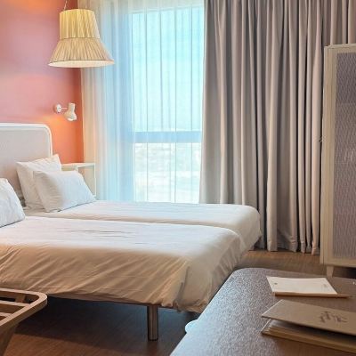 Classic Room with Twin Bed Including Self-Service Snacks & Drinks in the Lounge Club Okko Hotels Paris la Défense Promo Code